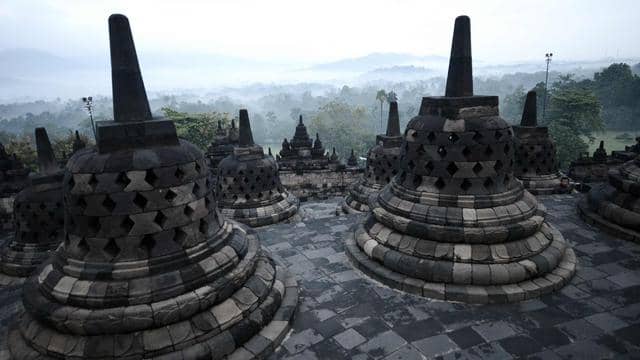 016021200_1508320915-Candi-Borobudur5